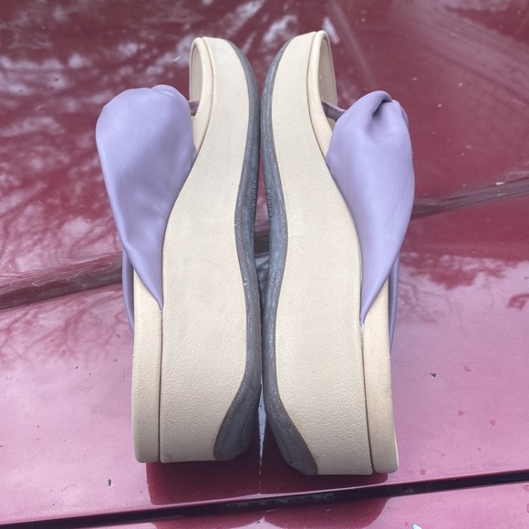 Vionic - Picture 5 of 7